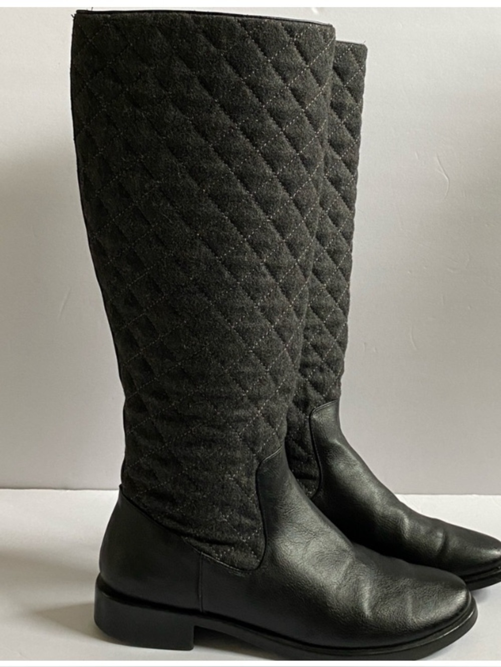 AEROSOLES Black Quilted Heeled Boots Women’s 8M